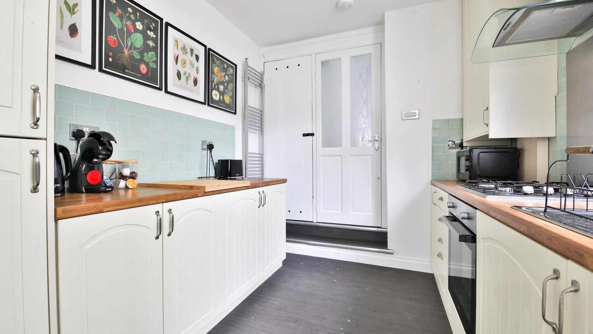 Holiday home Fresh Cardiff Bay 2 Bedroom House- 3 Tv'S United Kingdom
