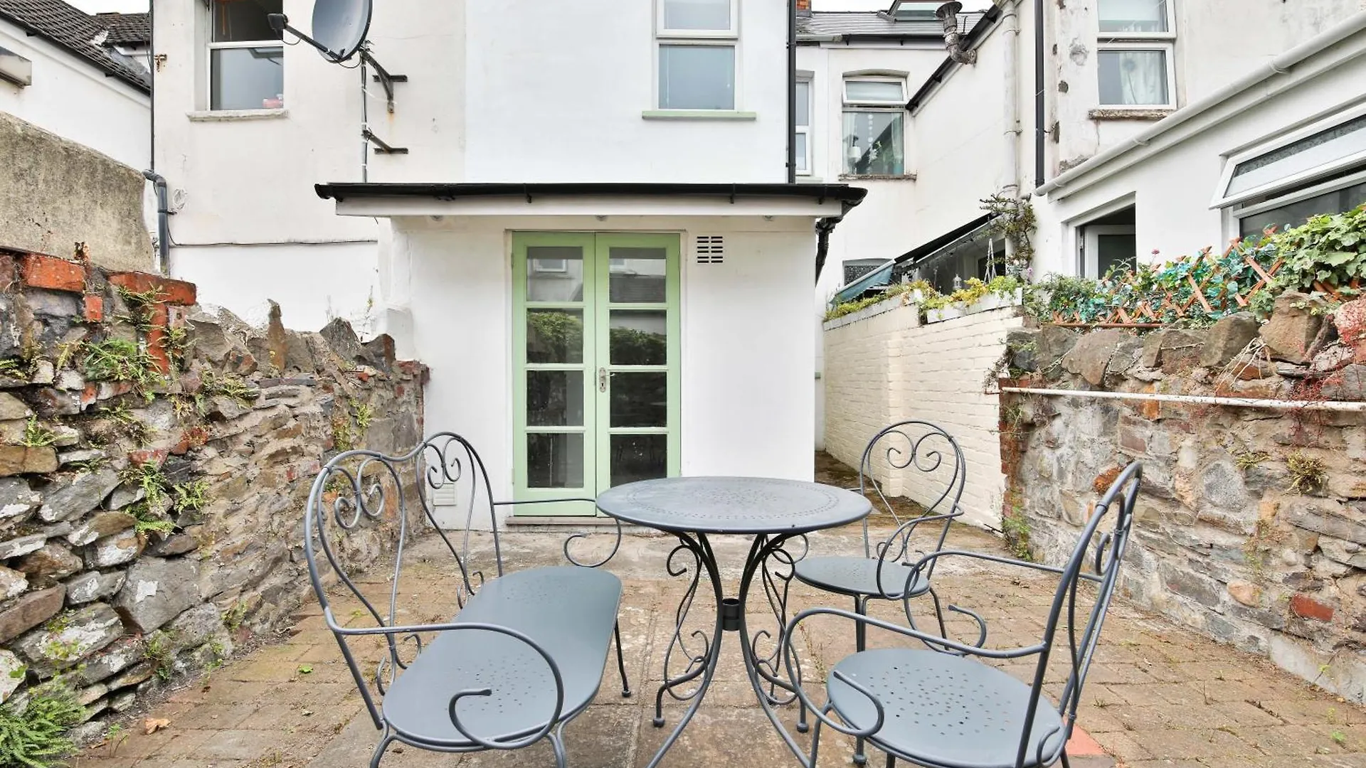 Fresh Cardiff Bay 2 Bedroom House- 3 Tv'S 0*,